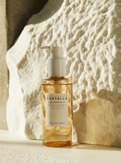 Skin1004 - Madagascar Centella Light Cleansing Oil